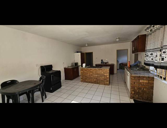 2 BEDROOM PROPERTY TO RENT IN CRAIGIEBURN